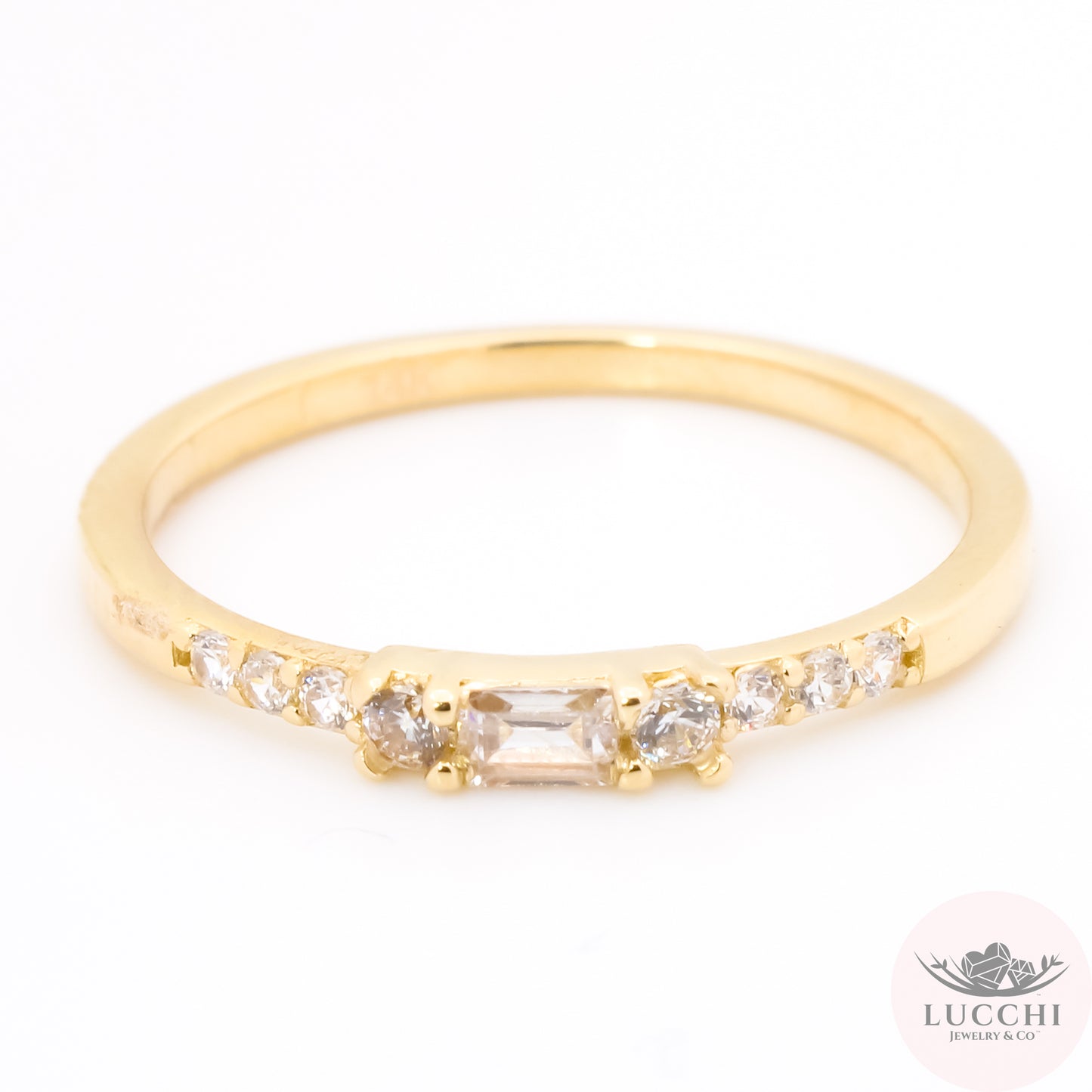 Minimalist Engagement Ring - White - 14k