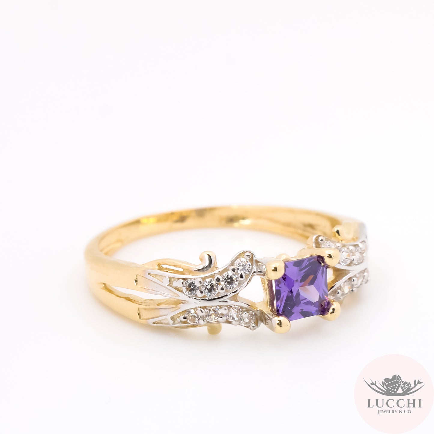 Angel Wing Princess Cut Ring - Amethyst Purple - 14k